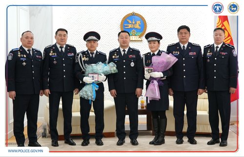 Ази тивийн аварга шалгаруулах тэмцээнд амжилттай оролцсон алба хаагчдыг шагнаж, урамшууллаа